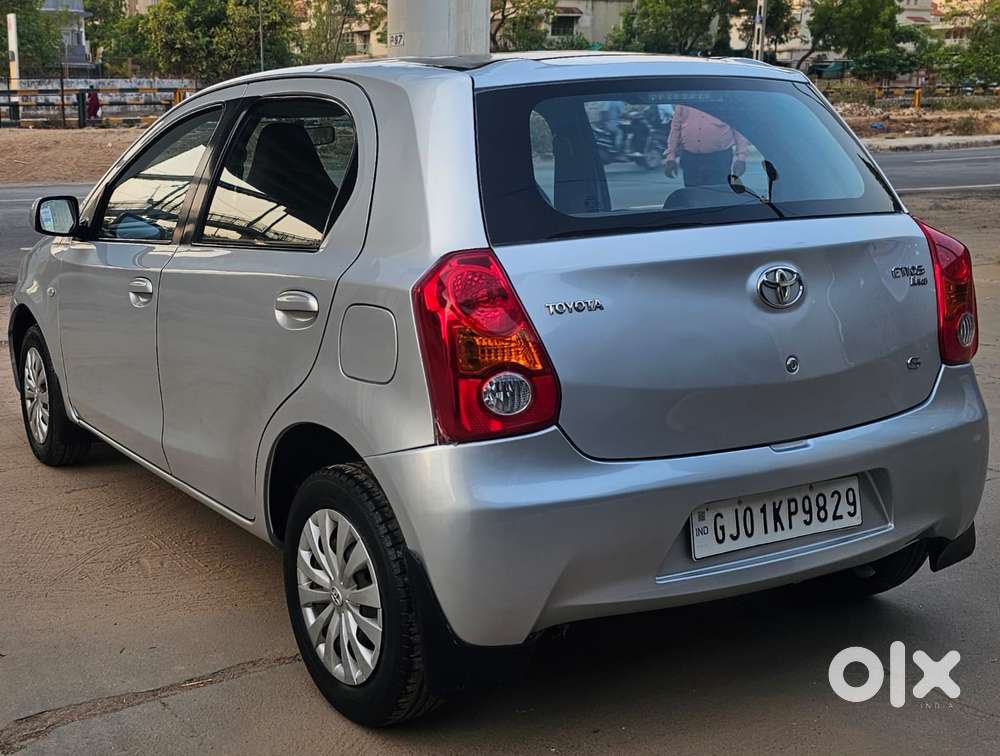 Toyota Etios Liva 2011-2012 G, 2012, Petrol