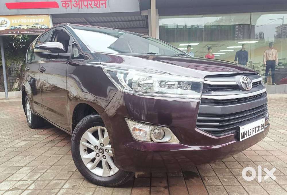 Toyota Innova Crysta 2.8 Gx At 8 Seater, 2017, Diesel