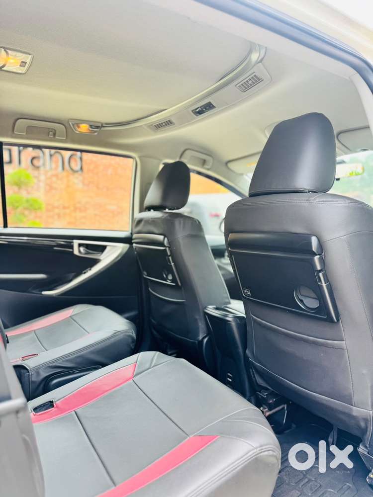 Toyota Innova Crysta 2.4 V, 2018, Diesel