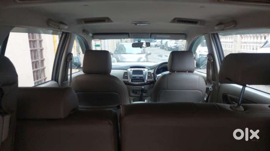 Toyota Innova 2.5 V 8 Str, 2014, Diesel