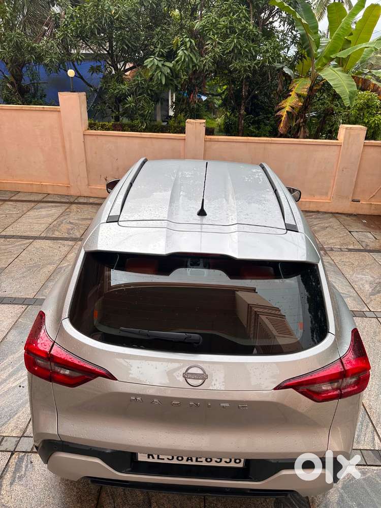 Nissan Magnate 2021