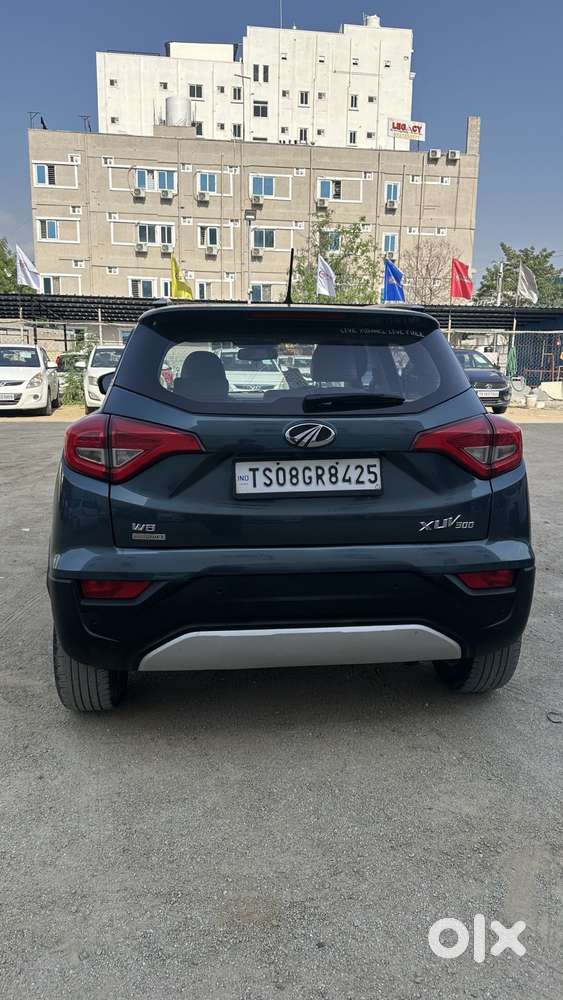 Mahindra Tuv 300 T10 Opt, 2019, Diesel