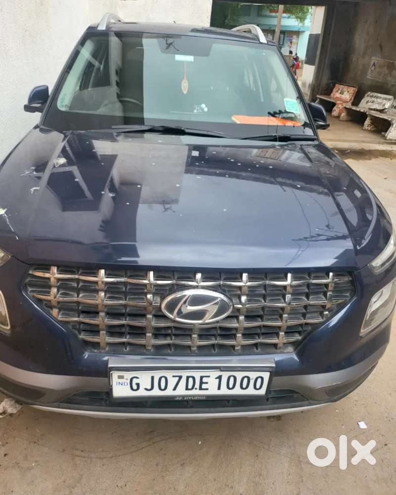 Hyundai Venue Mt Petrol 2021