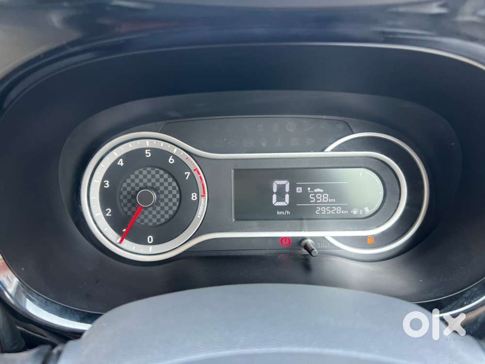 Aura 1.2 Sx Petrol Full Condition (2021)