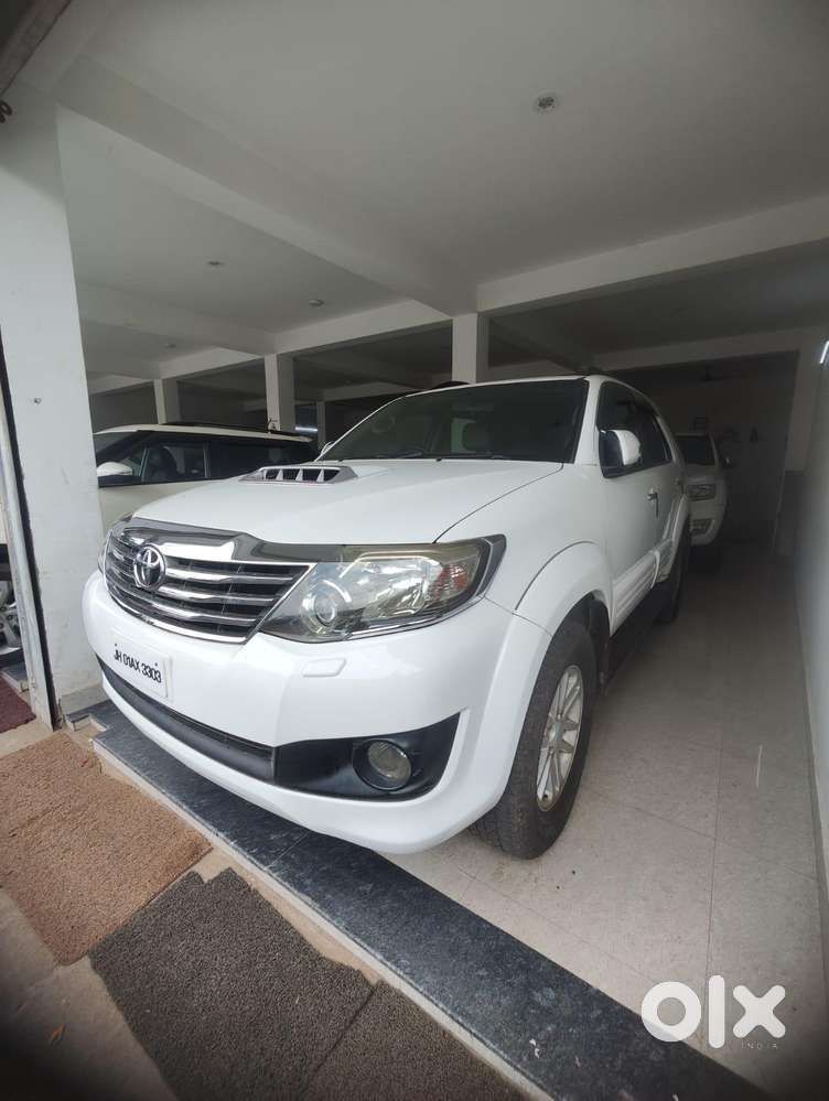 Toyota Fortuner 3.0 4x4 Manual, 2012, Diesel