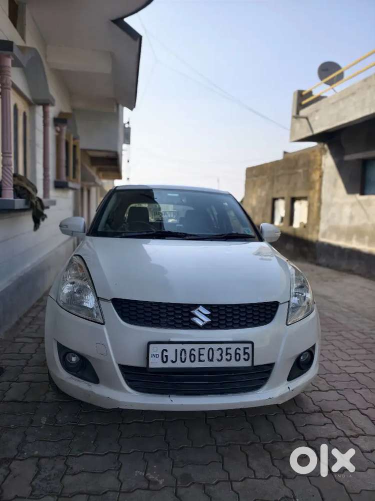 Maruti Suzuki Swift 2012 Petrol 110000 Km Driven Petlor And Cng