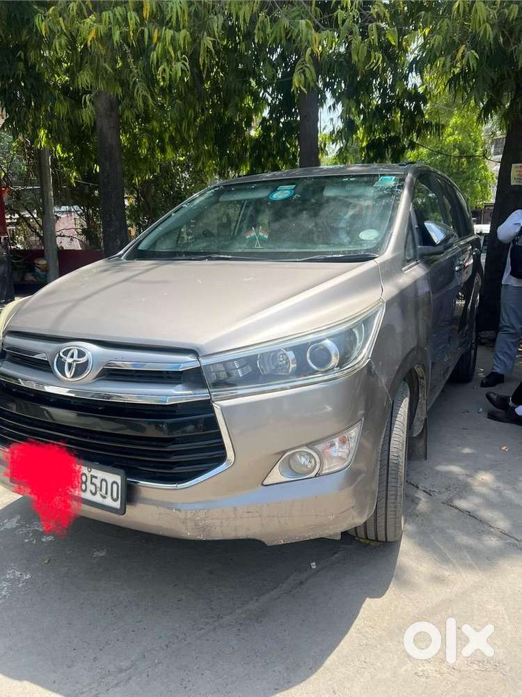 Toyota Innova Crysta 2017 Diesel 79900 Km Driven