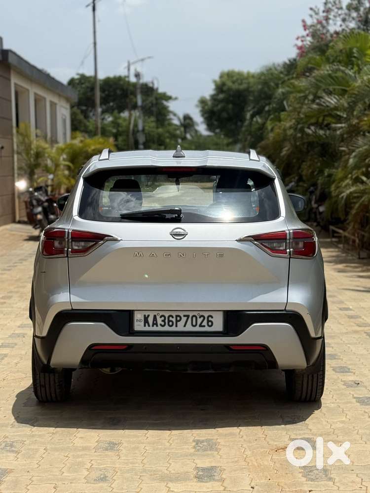 Nissan Magnite 1.0 Xv Executive, 2022, Cng & Hybrids