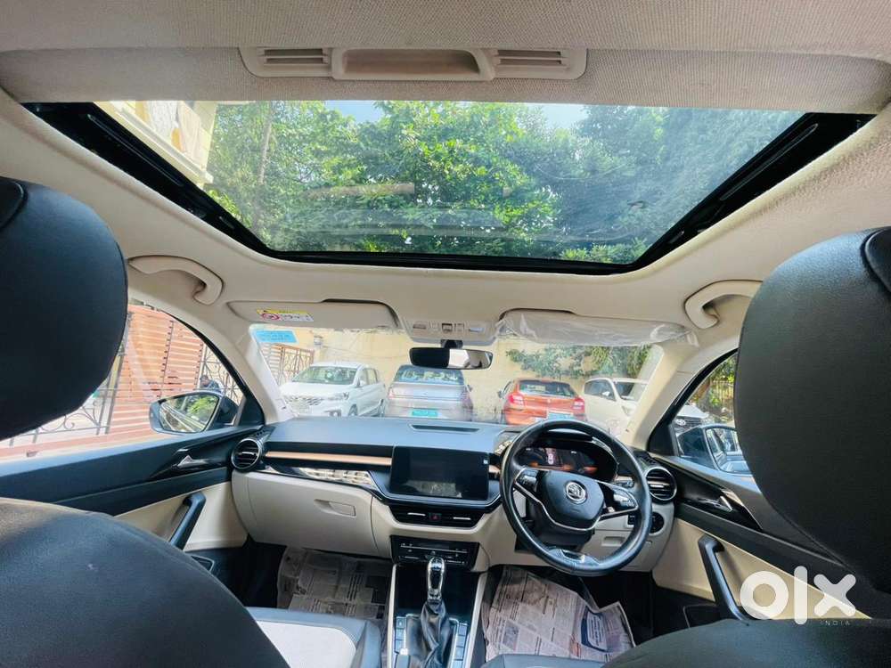 Skoda Slavia 1.5 Tsi Style, 2022, Petrol