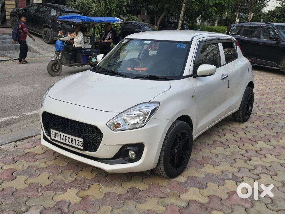 Maruti Suzuki Swift Lxi Optional-o, 2022, Petrol