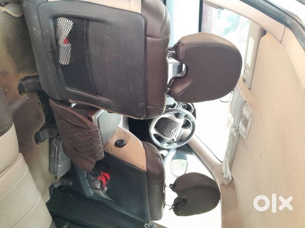 Mahindra Xuv 500 Fwd W6 -slvr 7 Seater 2014