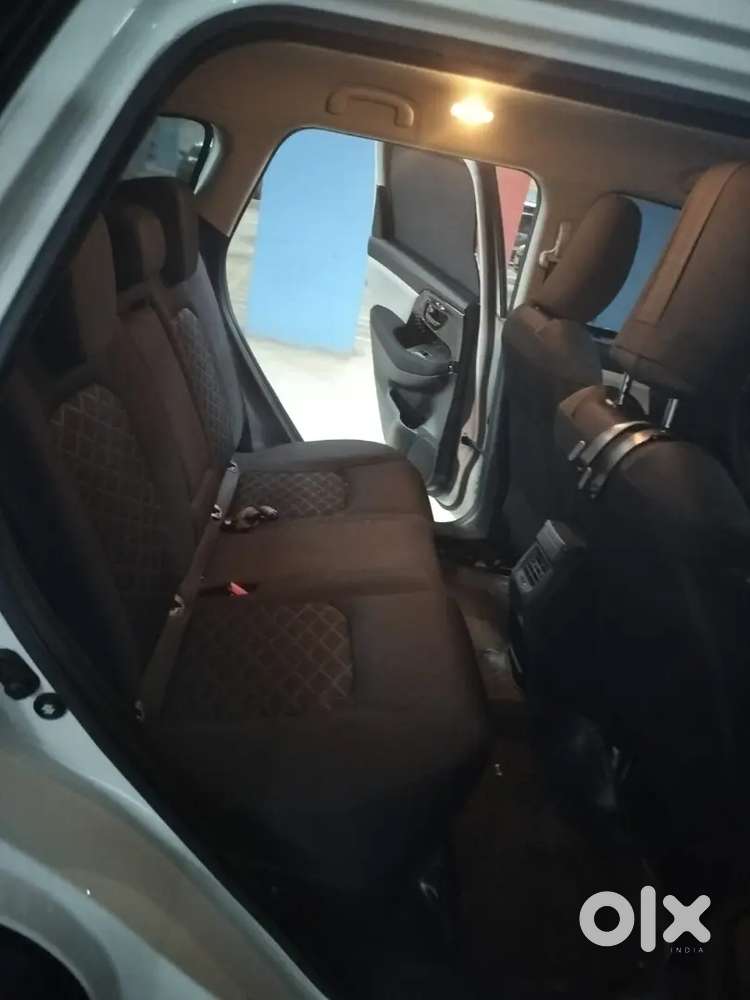 2026 Maruti Suzuki Victoris Lxi Petrol