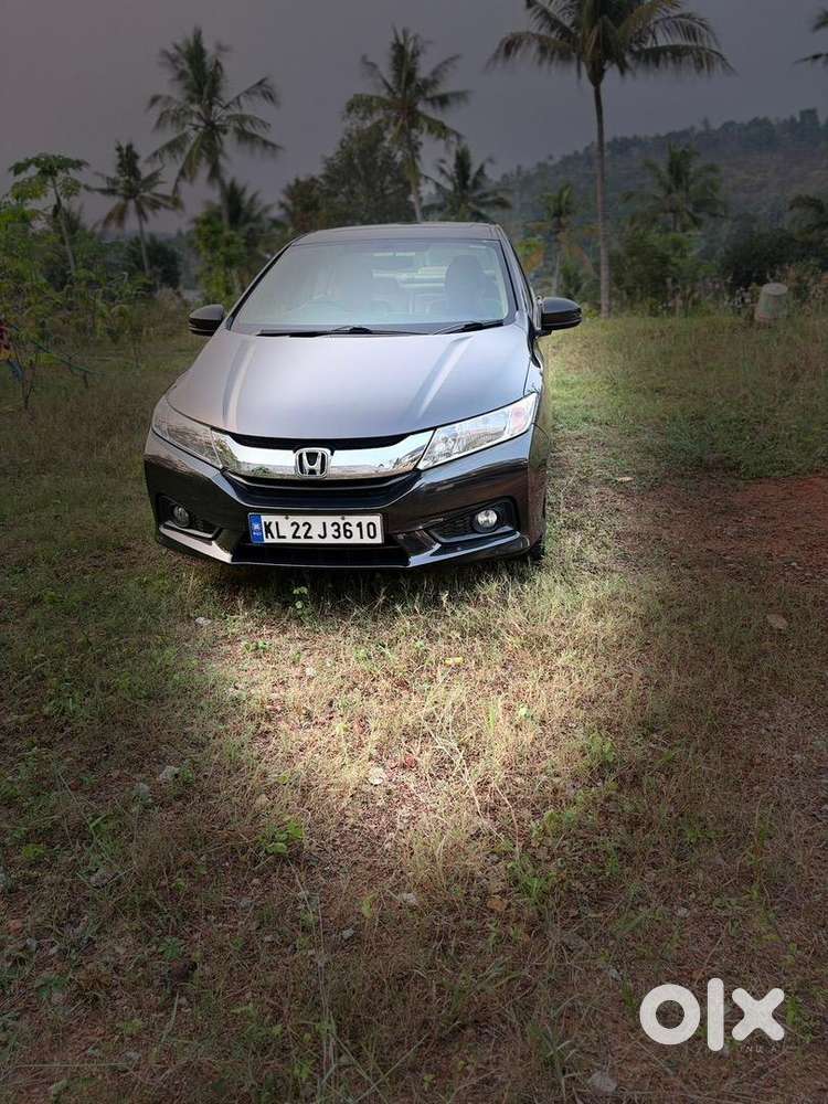 Honda City  Well Maintained  Company Service  New Michelin Tyres