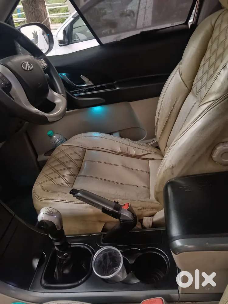 Mahindra Xuv500 2018 Diesel At Variant