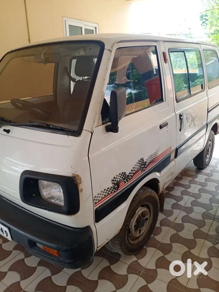 Maruti Omni Car.
