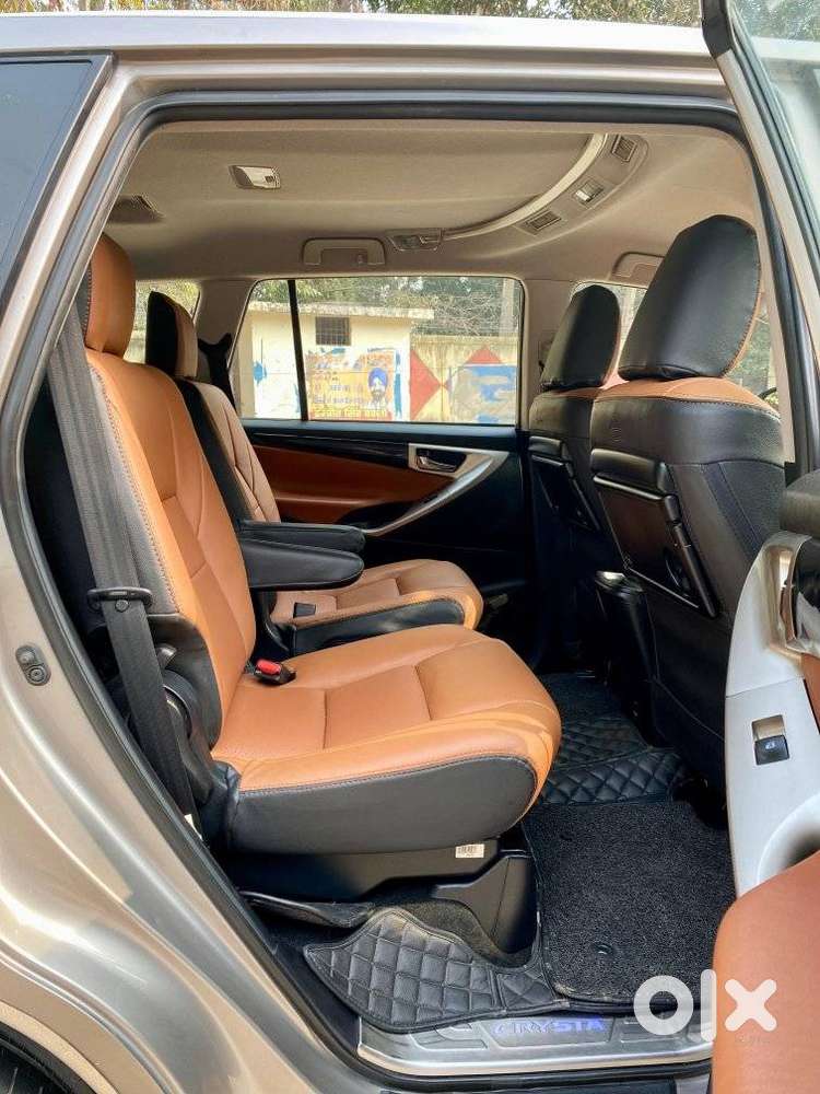 Toyota Innova Crysta 2.4 Vx Mt, 2019, Diesel