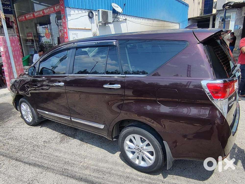 Toyota Innova Crysta 2018 Diesel Well Maintained