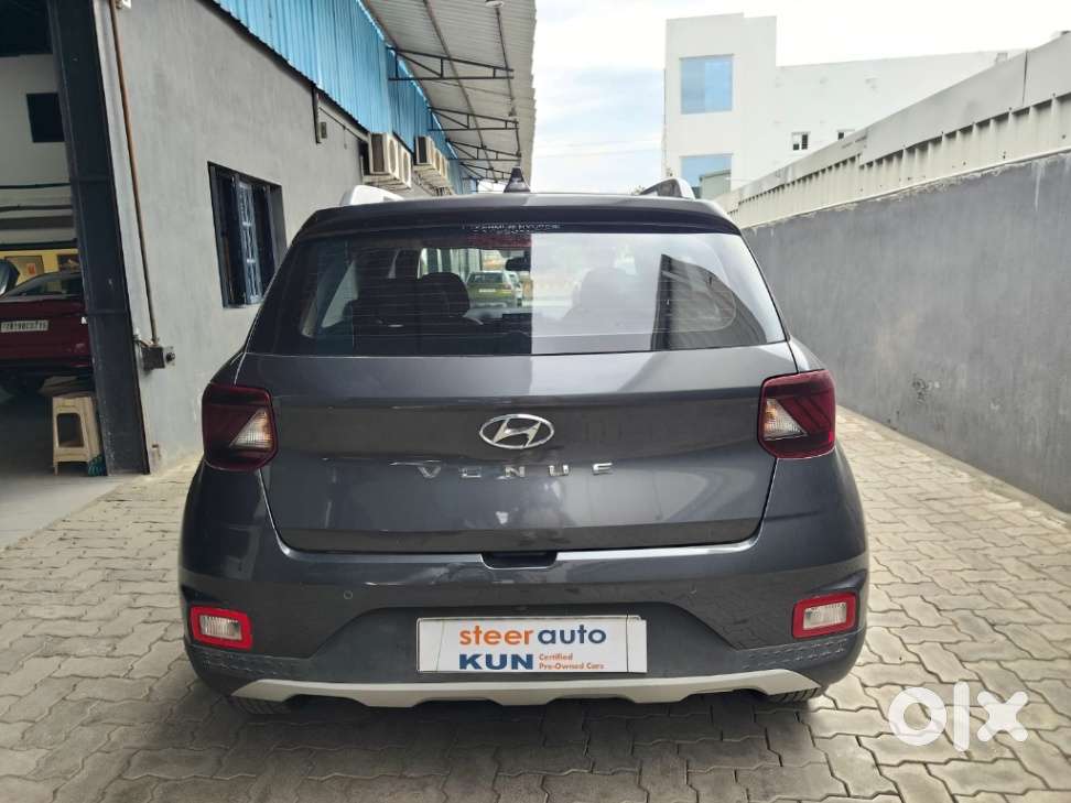 Hyundai Venue 1.2 S Plus, 2022, Petrol