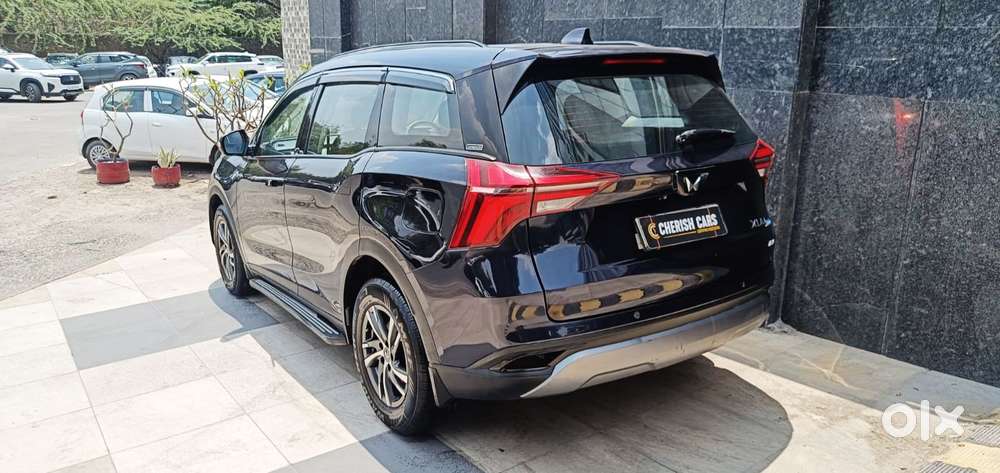 Mahindra Xuv700 2.0 Ax 5 Petrol At Str, 2022, Petrol