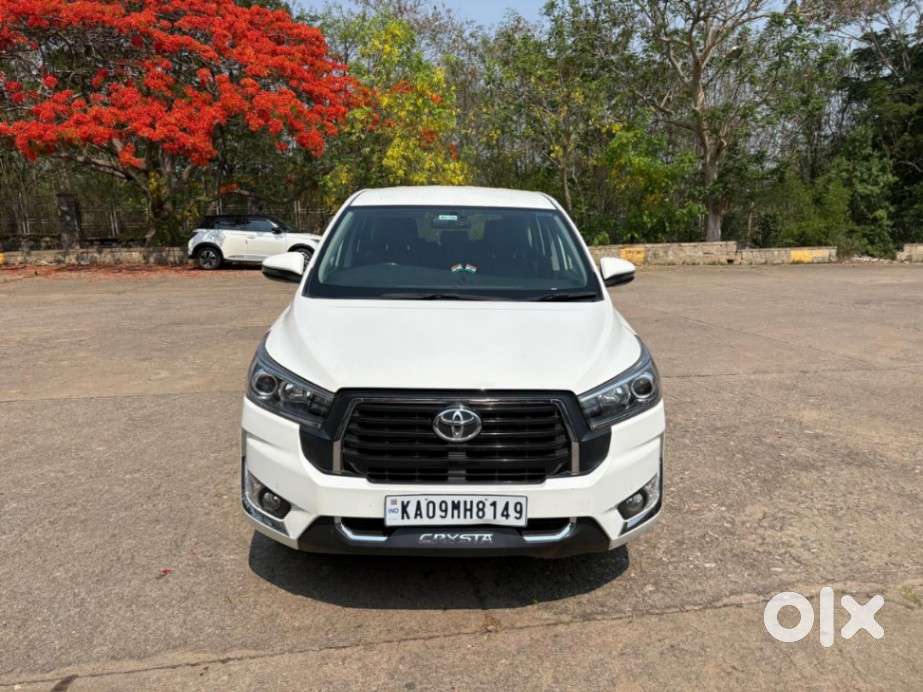 Toyota Innova Crysta 2.4 Vx Mt 8s, 2023, Diesel