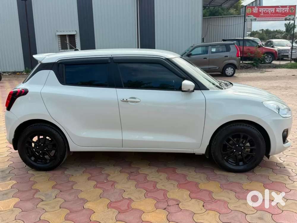 Maruti Suzuki Swift 1.3 Zxi, 2021, Petrol