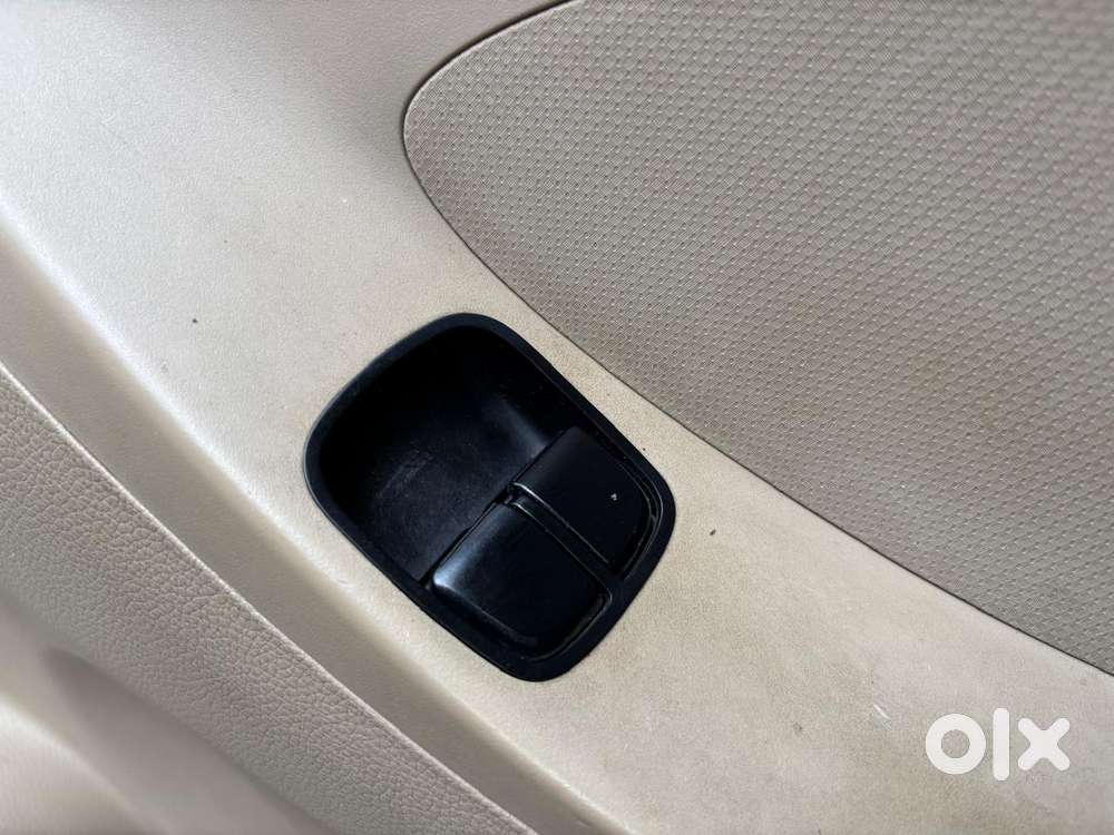 Hyundai Eon Magna +, 2013, Petrol