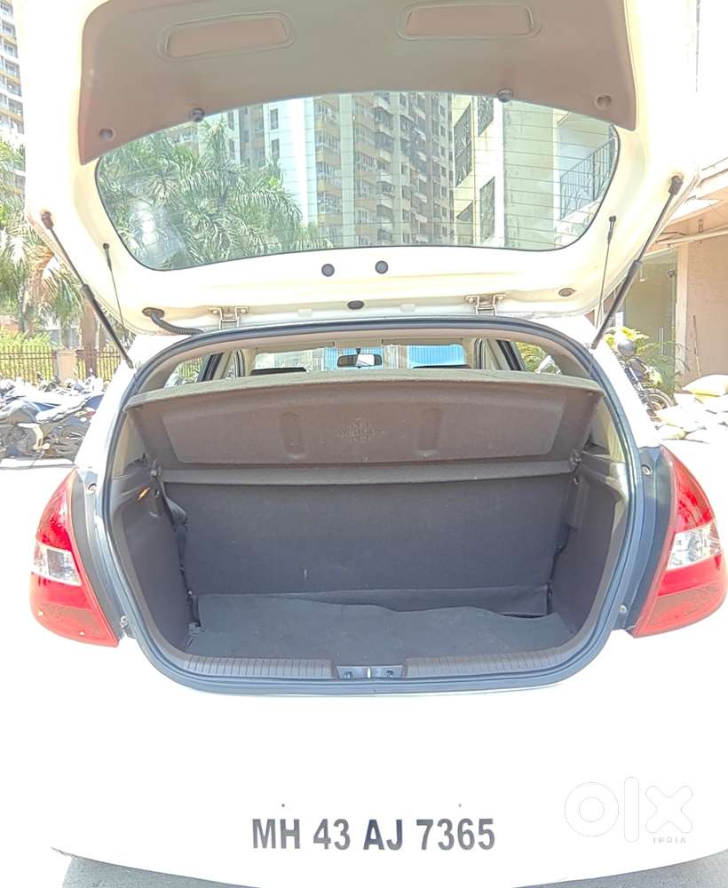 Hyundai I20 2009-2011 Magna, 2012, Petrol