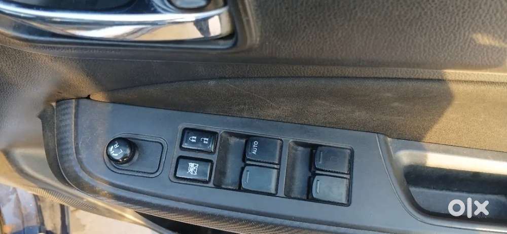 Maruti Suzuki Swift Vxi, 2022, Petrol