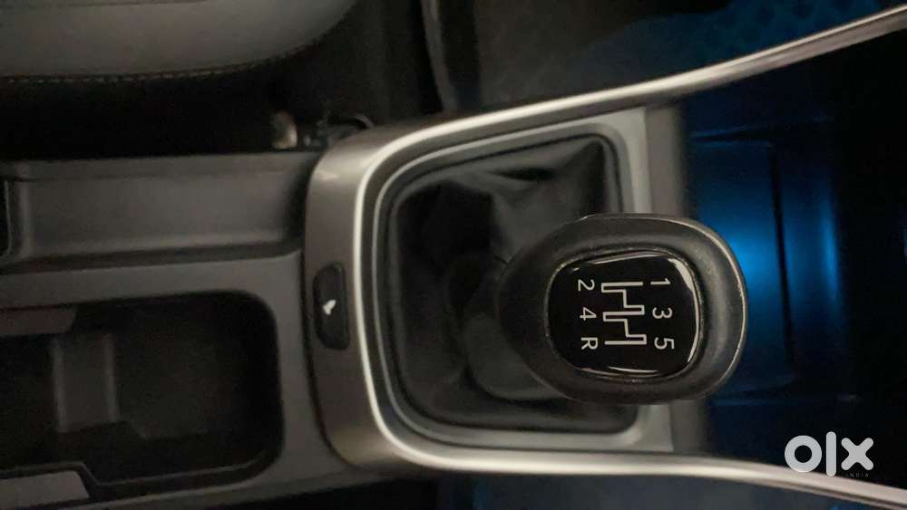 Tata Altroz Xz, 2021, Petrol