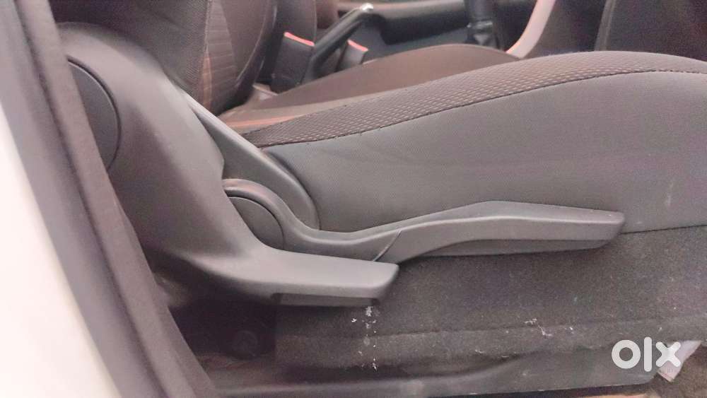 Maruti Suzuki Vitara Brezza 1.5 Zxi Plus, 2022, Petrol