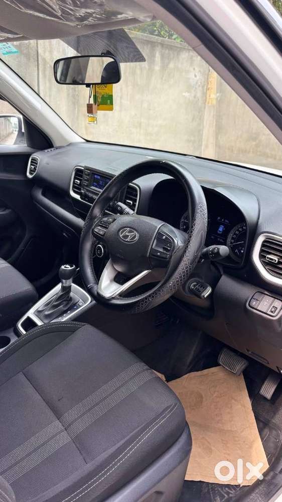 Hyundai Venue, 2021, Petrol