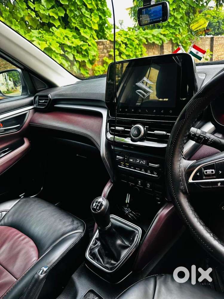 Maruti Suzuki Grand Vitara 1.5 Smart Hybrid Zeta 2023