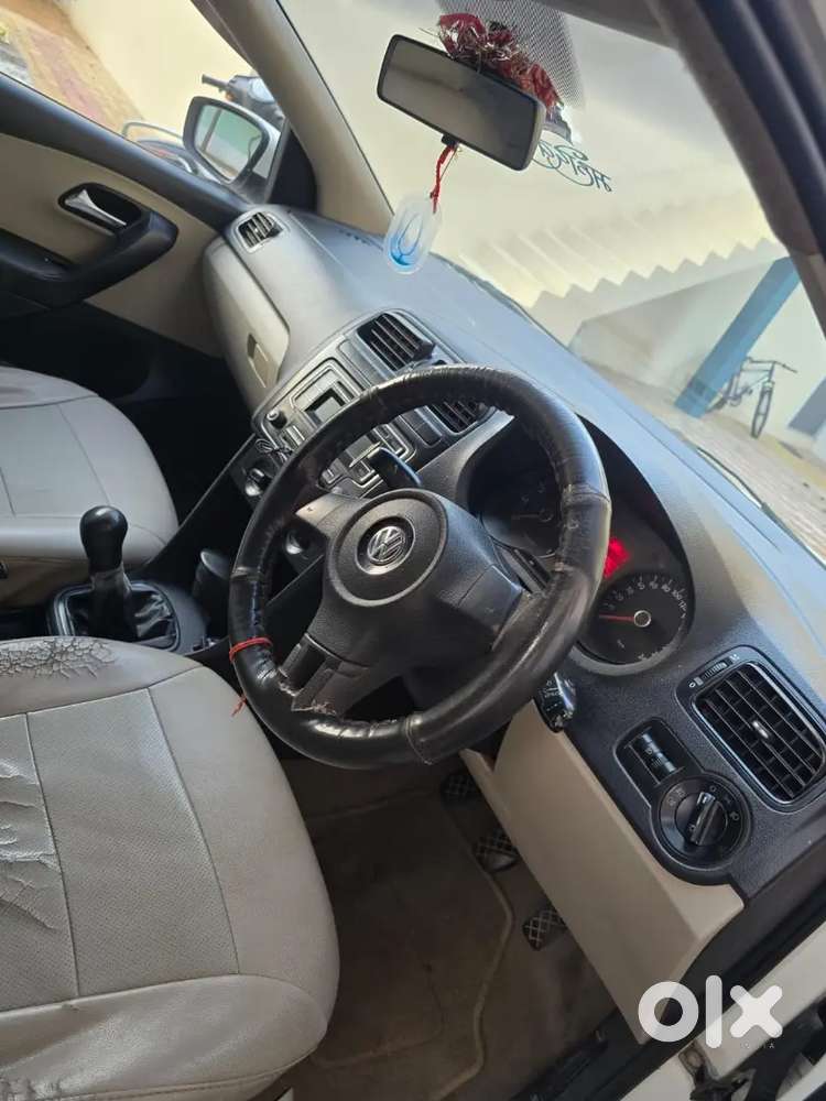 Volkswagen Polo 2014 Cng & Hybrids 98000 Km Driven