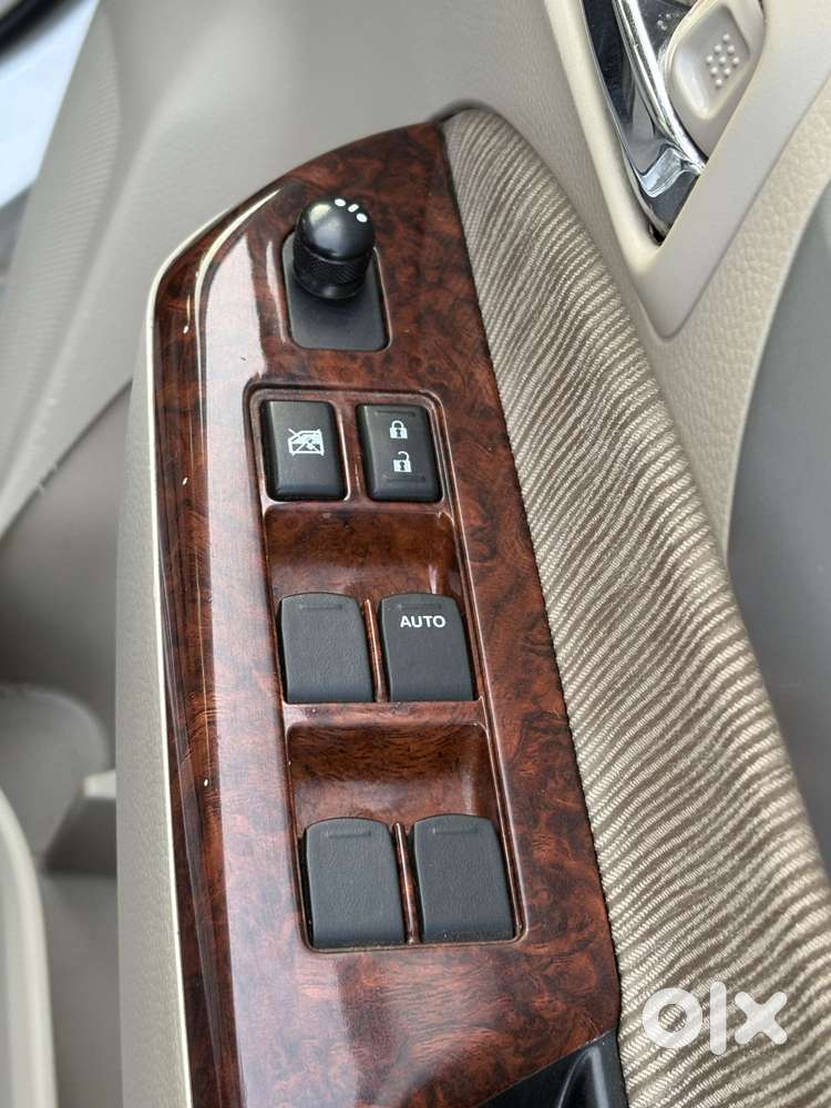 Maruti Suzuki Ertiga 2012-2015 Vdi, 2012, Diesel