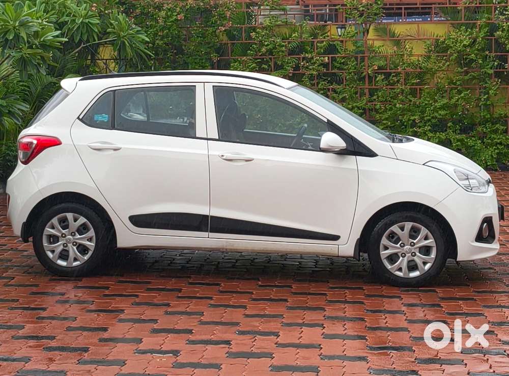 Hyundai Grand I10 [ ] 1.2 Kappa Vtvt Sportz, 2015, Petrol