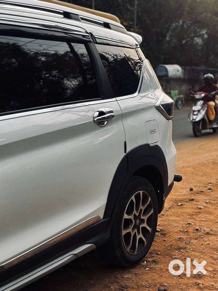 Maruti Suzuki Xl6 1.5 Zeta At, 2023, Petrol