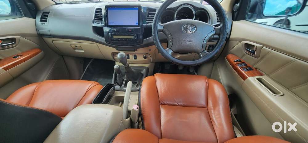 Toyota Fortuner, 2011, Diesel