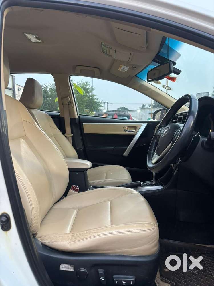 Toyota Corolla Altis 1.8 Vl, 2017, Petrol
