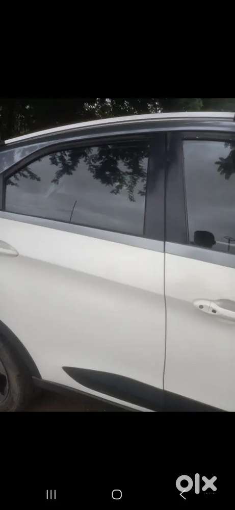 Tata Nexon 2019 Petrol Manual Dual Tone