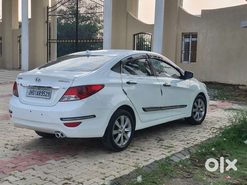 Hyundai Verna 2012 Petrol Well Maintained