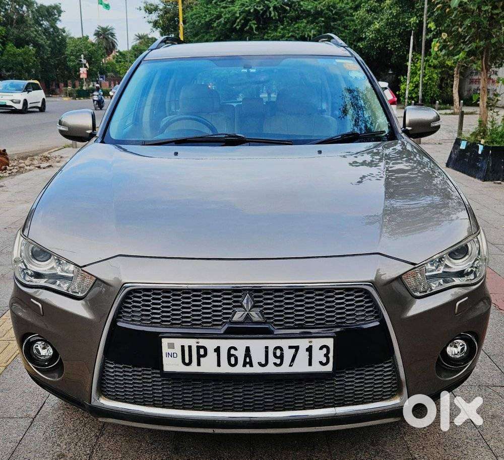 Mitsubishi Outlander 2.4 Cvt, 2012, Petrol