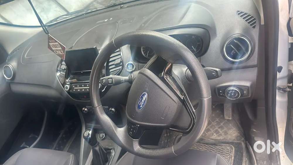Ford Figo Titanium 1.2 Petrol