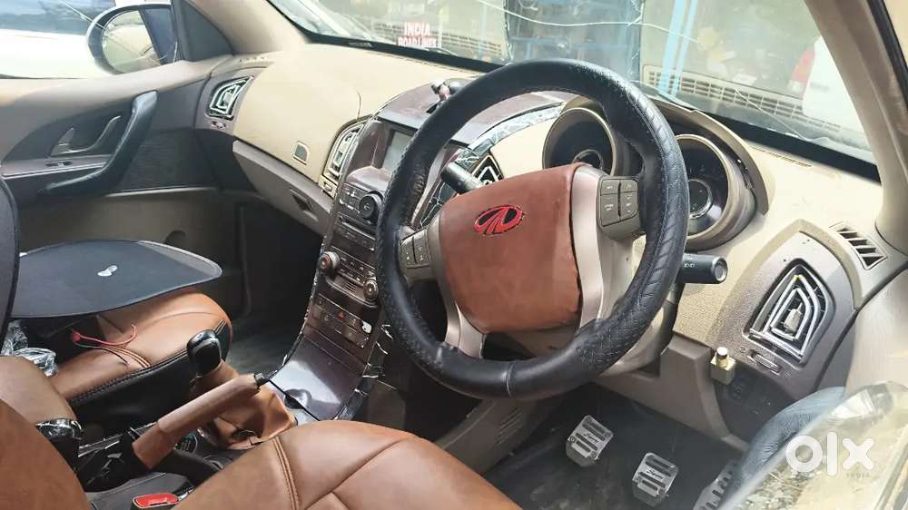 Mahindra Xuv500 Diesel W8 2013