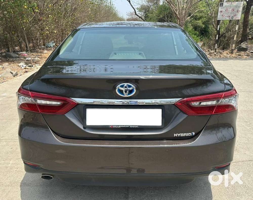 Toyota Camry Hybrid, 2022, Petrol
