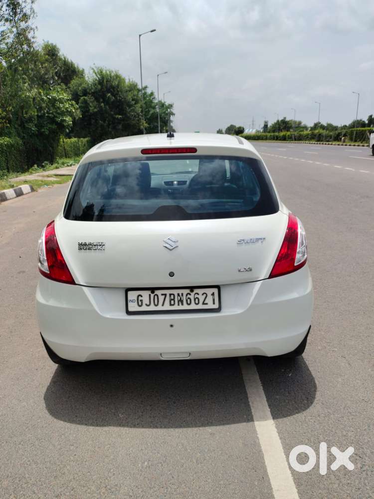 Maruti Suzuki Swift Lxi, 2014, Cng & Hybrids