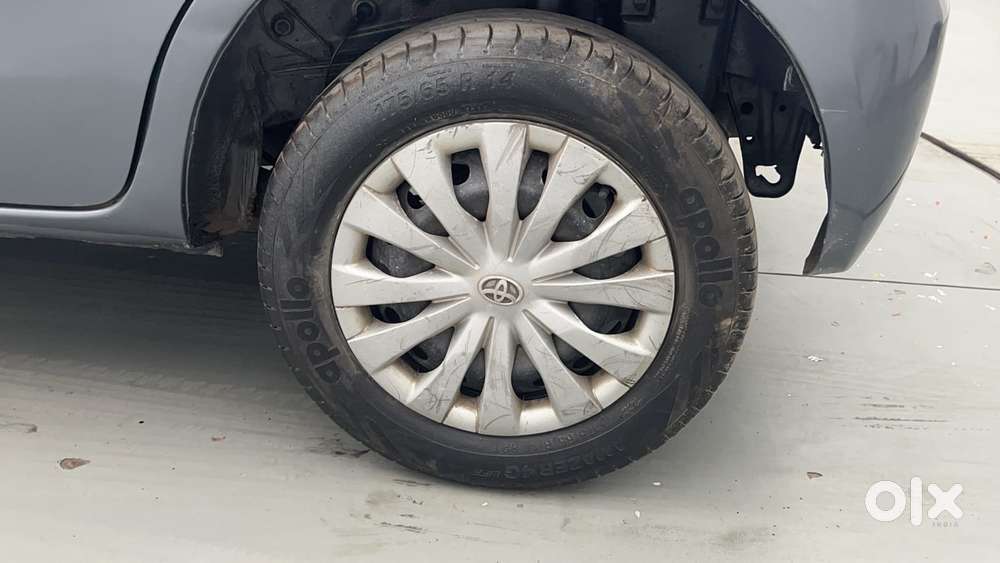 Toyota Etios Liva 2014-2016 V, 2016, Petrol