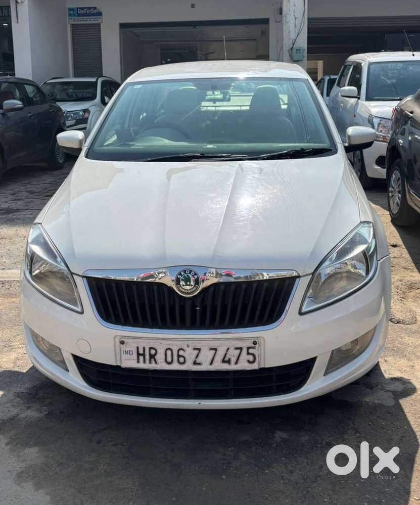 Skoda Rapid Elegance 2012