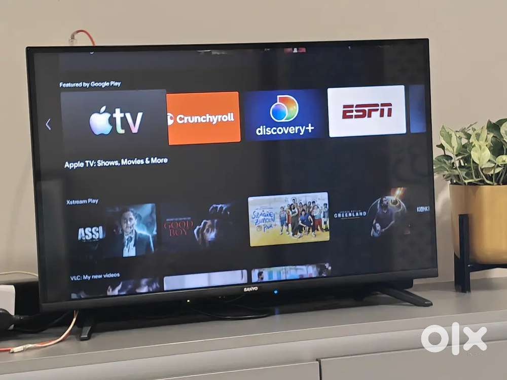 32inch Sannyo  google smart tv with box and remote