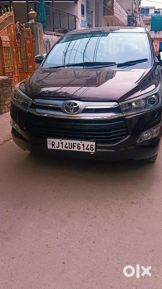 Toyota Innova Crysta 2018 Diesel Well Maintained