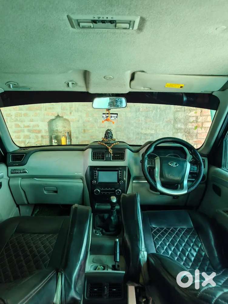 Mahindra Scorpio 2015 Diesel 105000 Km Driven Full Original Captonshit